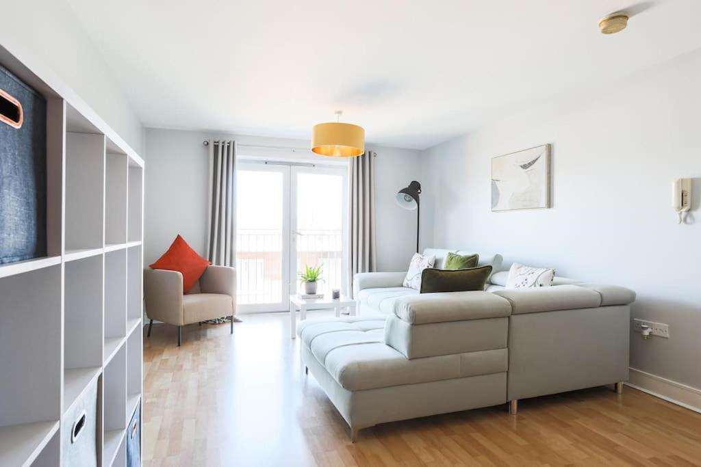 5* Ultra Luxury, Great Views, Underground Parking Apartment Belfast Exterior photo